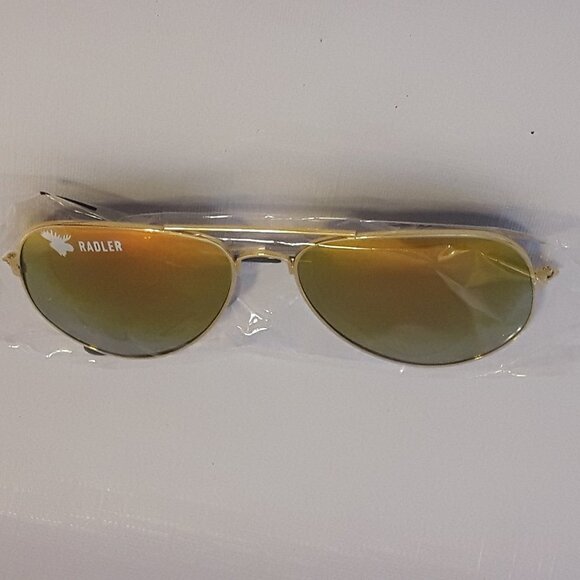 Moosehead Lager Sunglasses New in Package Moosehead - Picture 1 of 3